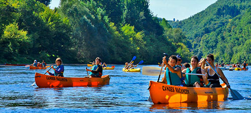 Canoës Vacances La Roque Gageac Louer un canoë ou un kayak pour découvrir la rivière Dordogne et ses châteaux