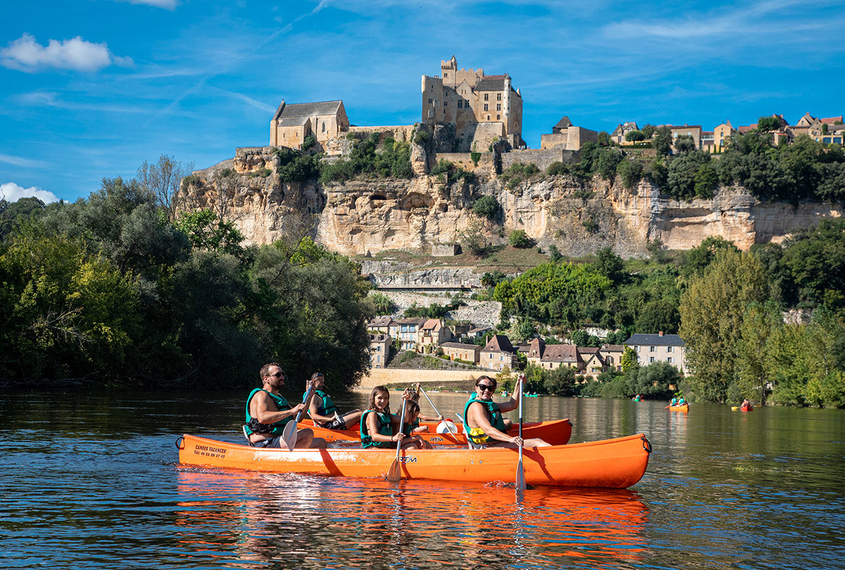 Canoë Vacance location canoës La Roque Gageac Dordogne