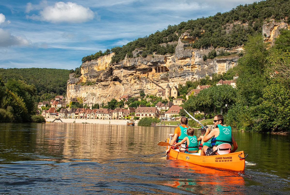 Canoë Vacance location canoës La Roque Gageac Dordogne